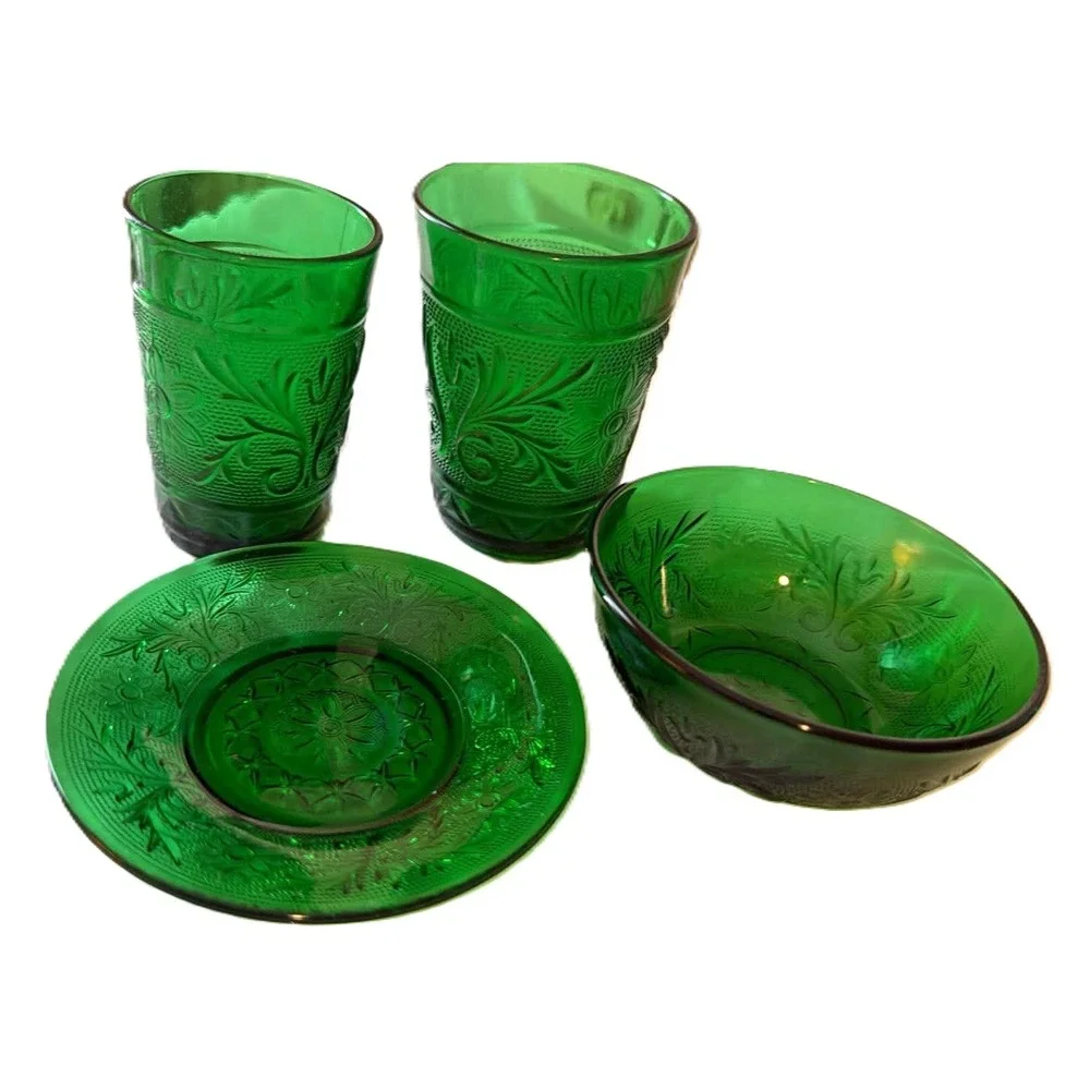 Tiara Anchor Hocking Glass Set 4pc Green Vintage Sandwich Fruit Dessert Pattern